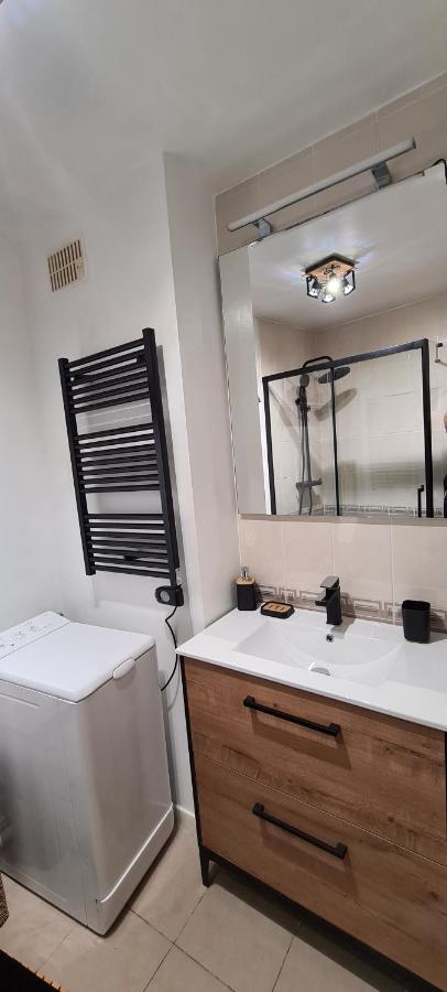 פורנישי Nina Studio 5 Places Avec Vue Sur La Baie Au Pied Des Commerces Classe 3 Etoiles מראה חיצוני תמונה